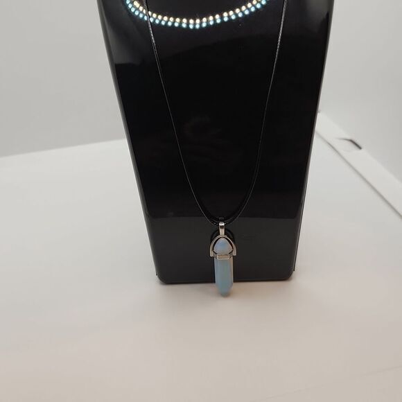 Healing Chakra Crystal Point Necklace Opalite Gemstone Balancing Energy Yoga - Picture 8 of 14